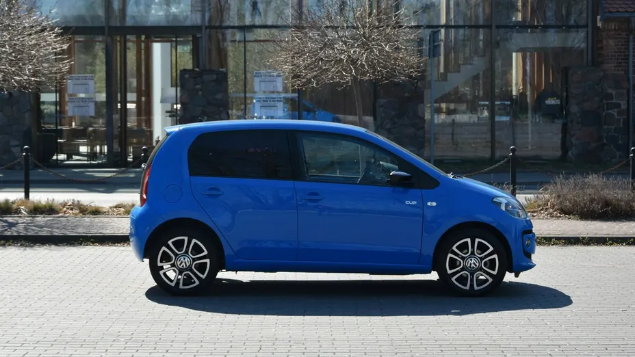 VOLKSWAGEN up! -