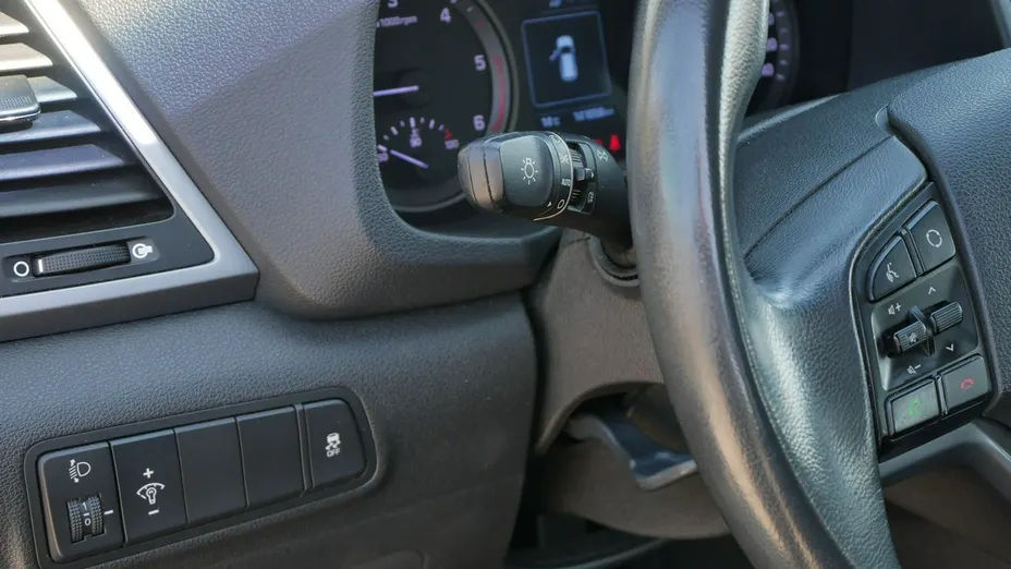 HYUNDAI Tucson -
