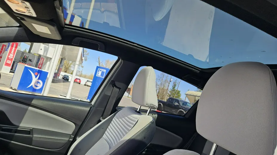 TOYOTA Yaris -