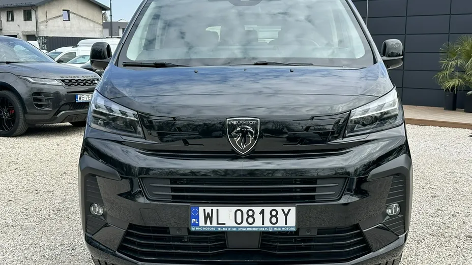 PEUGEOT Traveller -