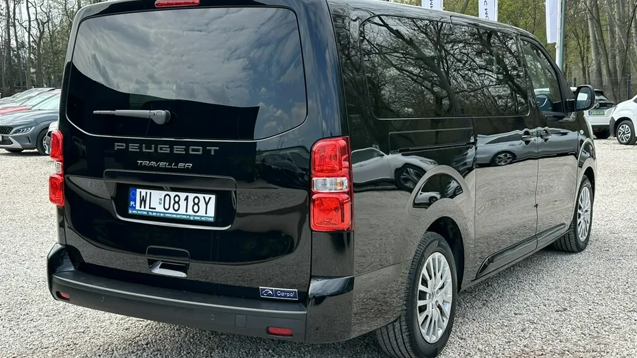 PEUGEOT Traveller -