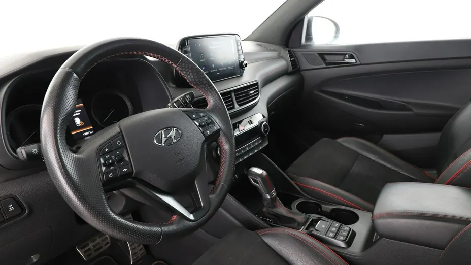HYUNDAI Tucson -