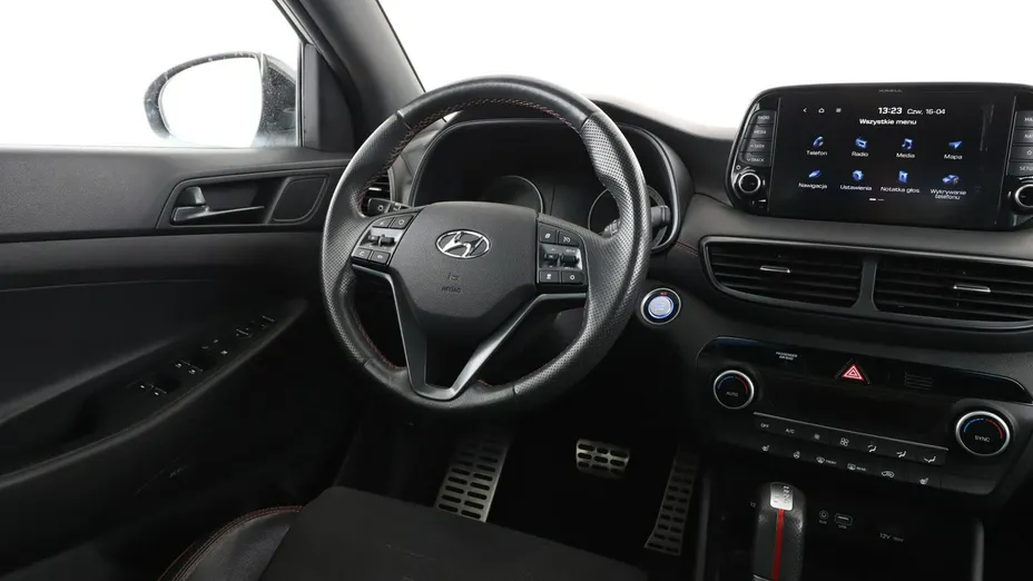 HYUNDAI Tucson -