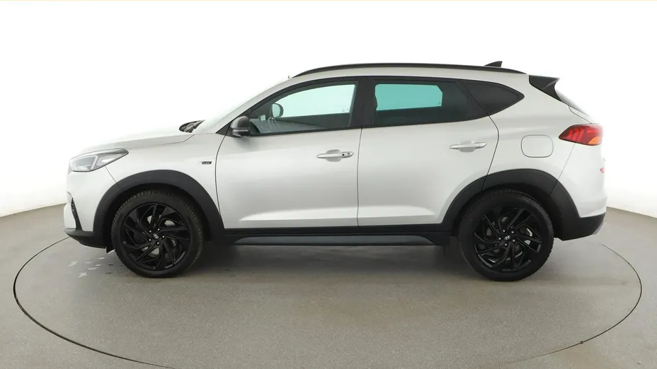 HYUNDAI Tucson -