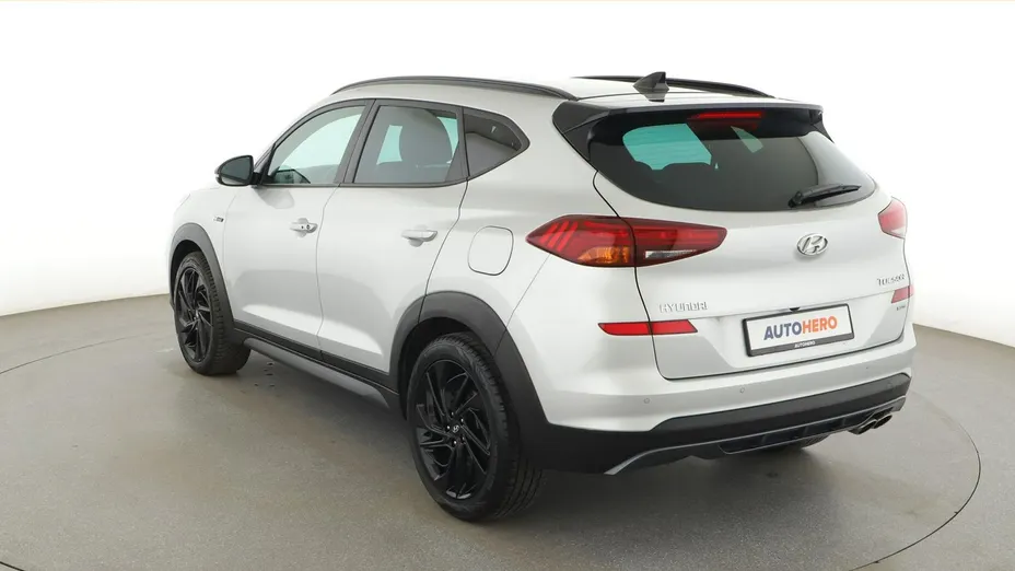 HYUNDAI Tucson -