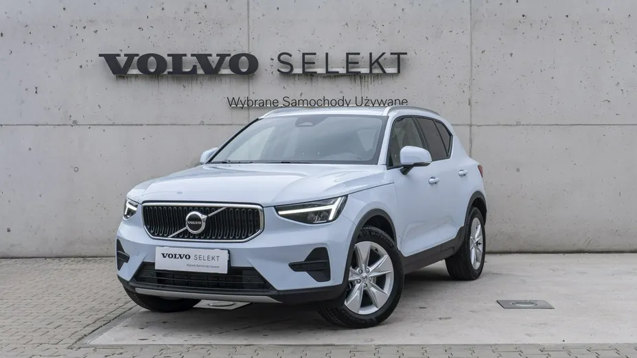 VOLVO XC40 -