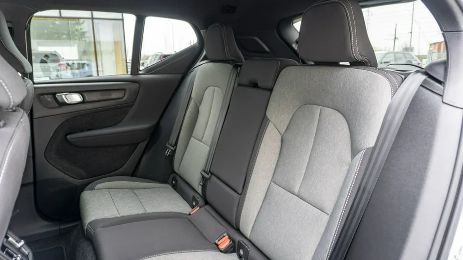 VOLVO XC40 -