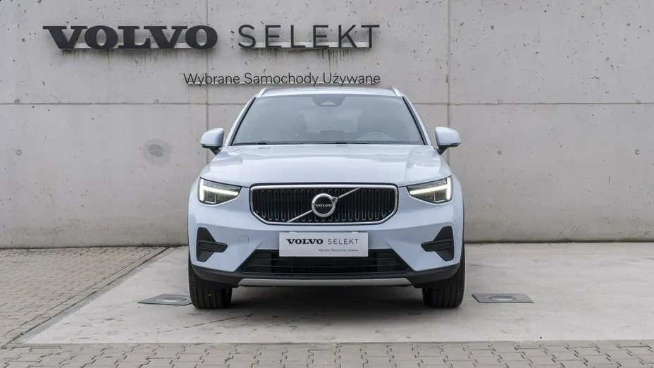 VOLVO XC40 -