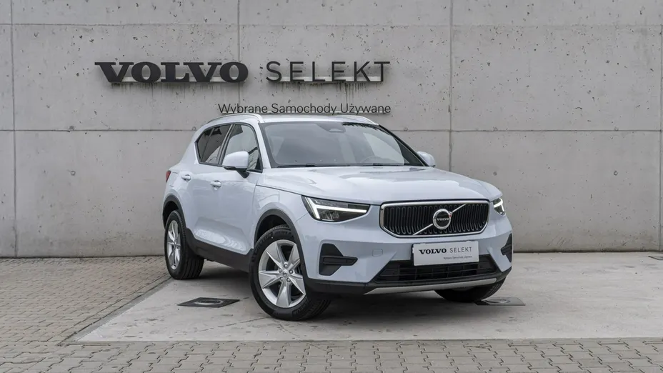 VOLVO XC40 -