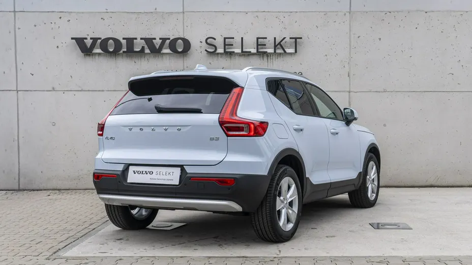 VOLVO XC40 -