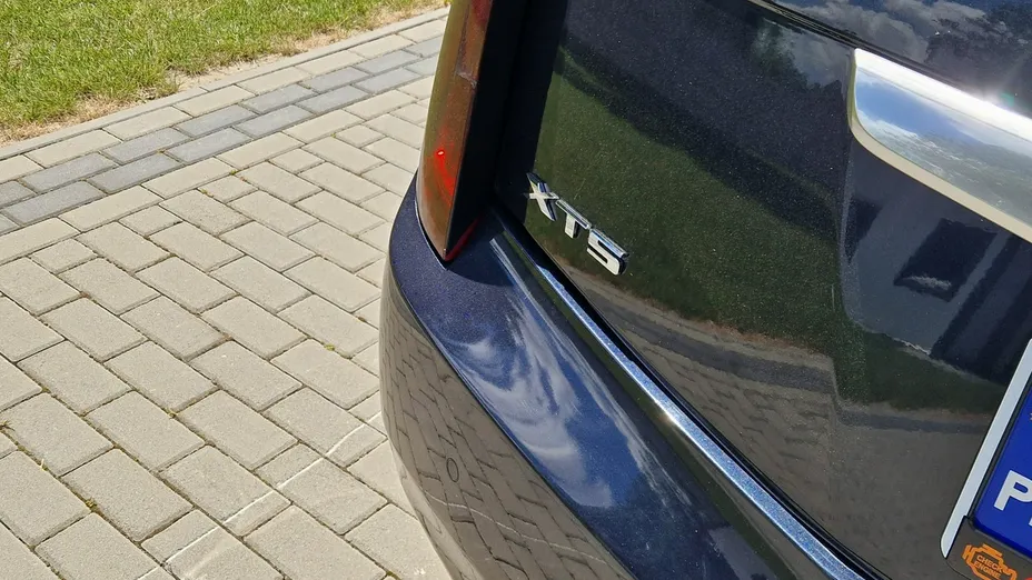 CADILLAC XTS -