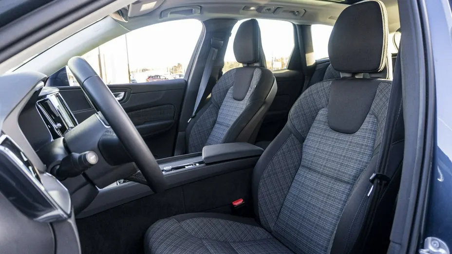 VOLVO XC60 -