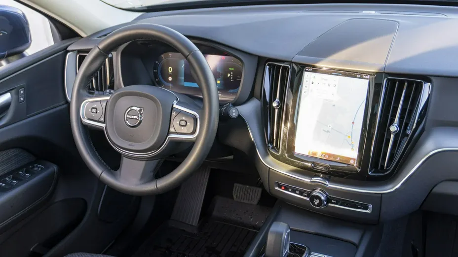 VOLVO XC60 -