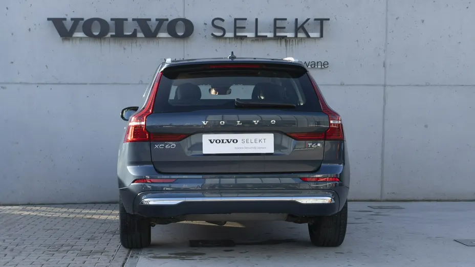 VOLVO XC60 -
