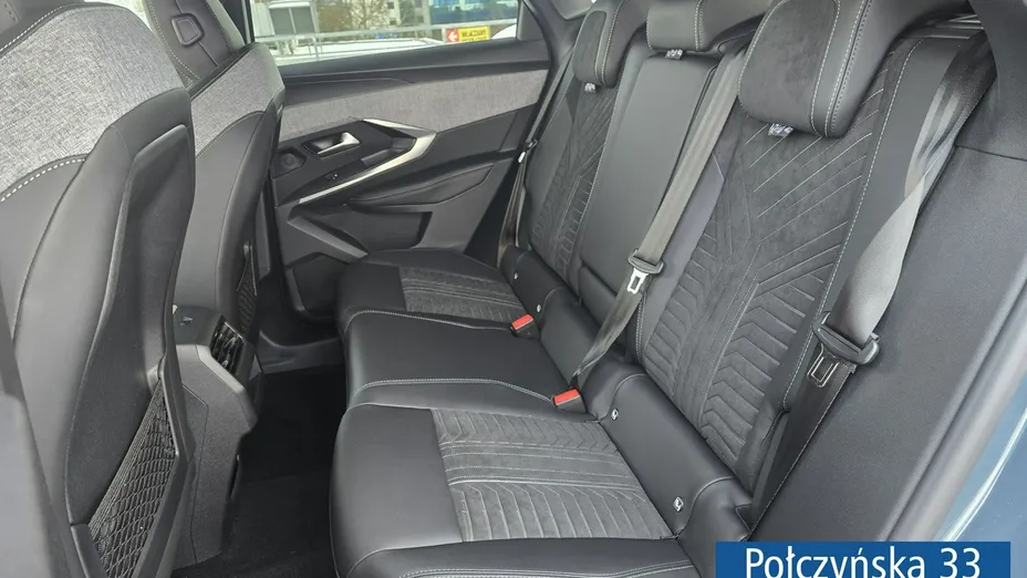 PEUGEOT 3008 -
