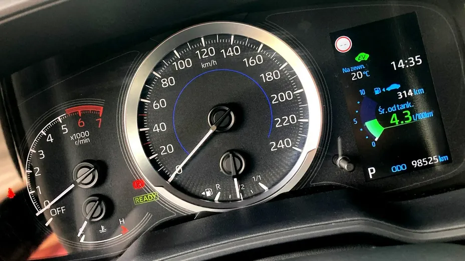 TOYOTA Corolla -