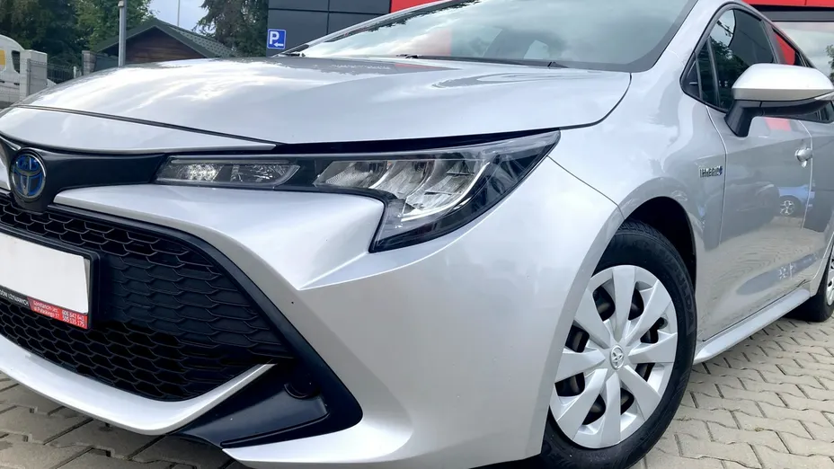 TOYOTA Corolla -