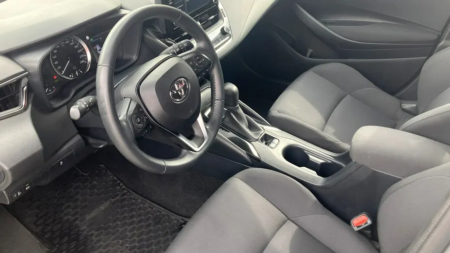 TOYOTA Corolla -
