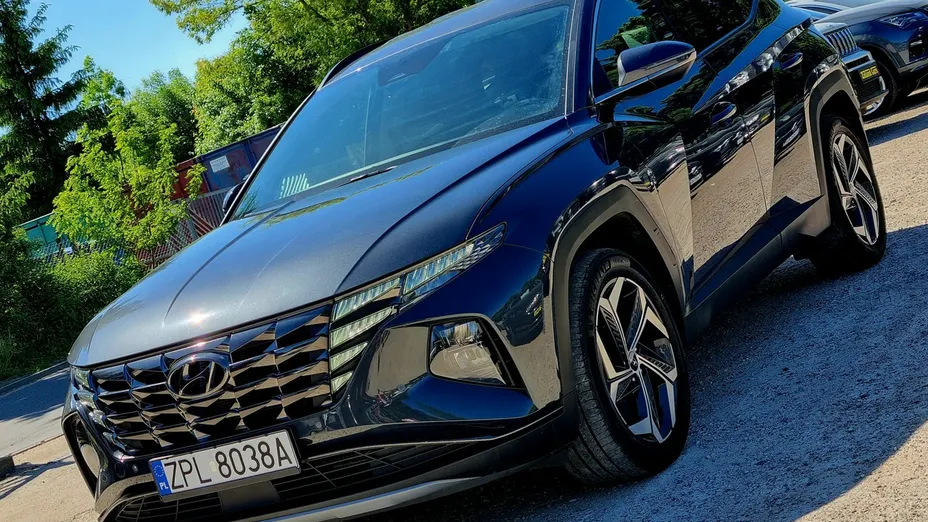 HYUNDAI Tucson -