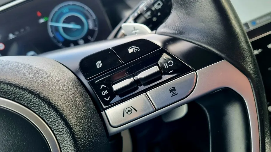 HYUNDAI Tucson -