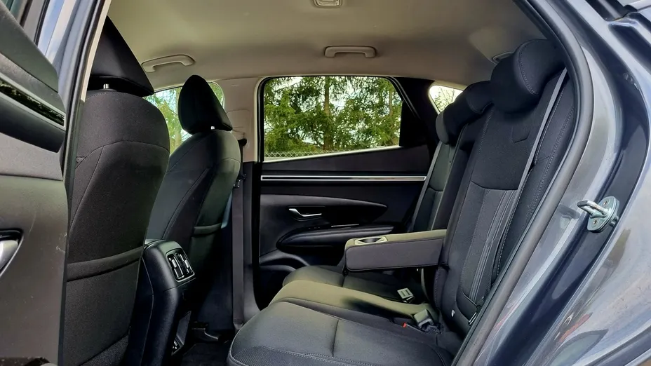 HYUNDAI Tucson -