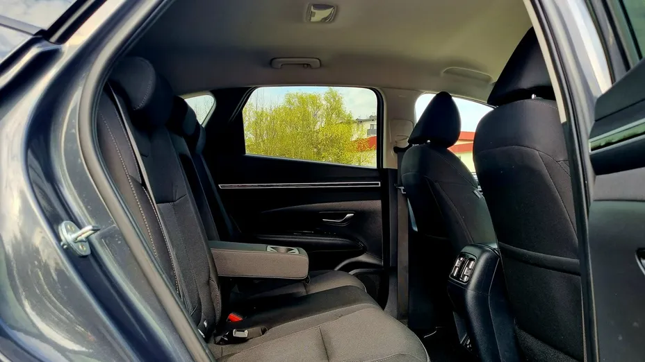HYUNDAI Tucson -