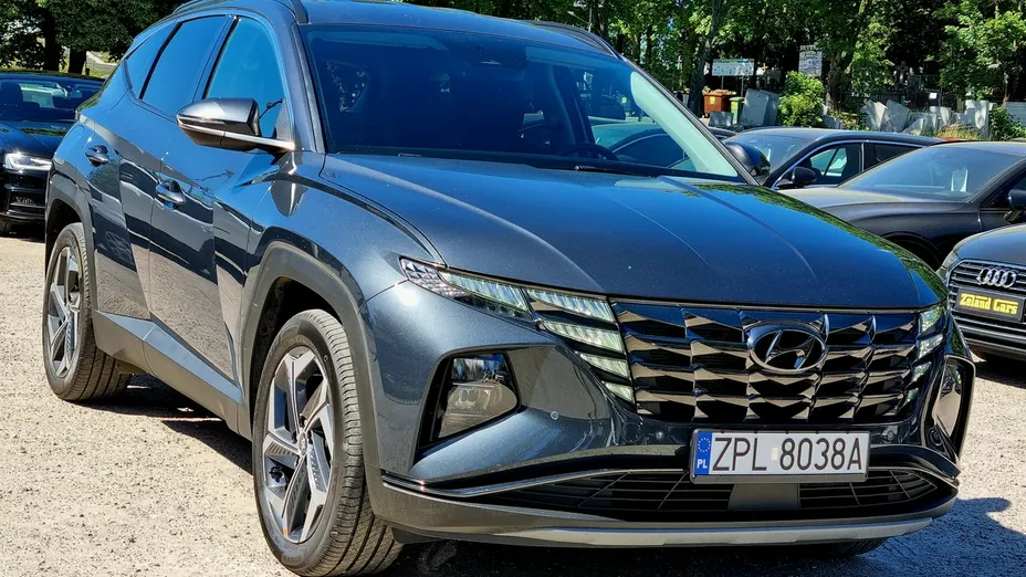 HYUNDAI Tucson -