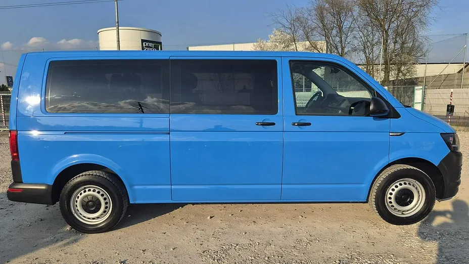 VOLKSWAGEN Transporter -