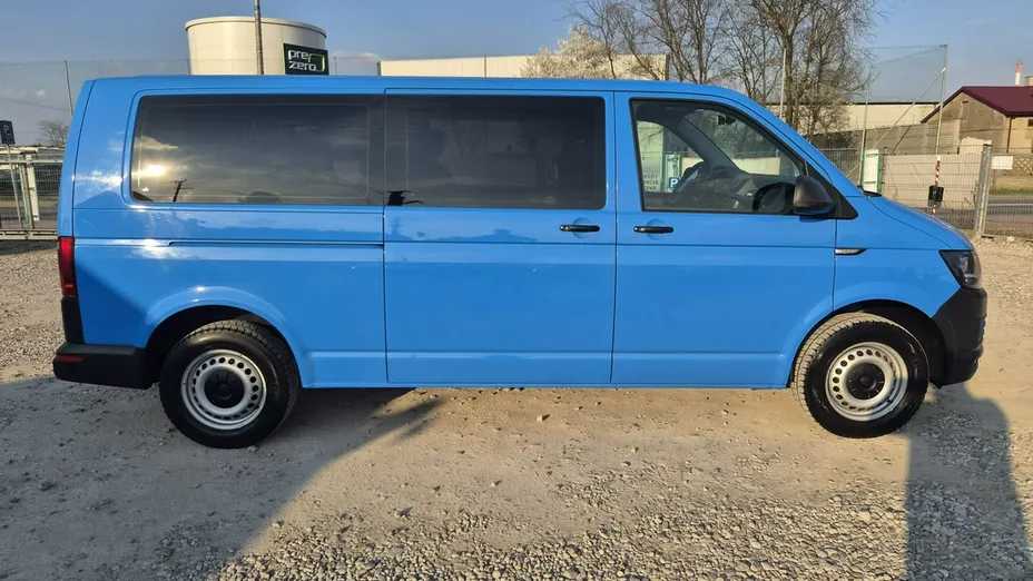 VOLKSWAGEN Transporter -
