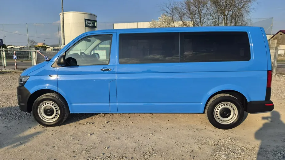 VOLKSWAGEN Transporter -