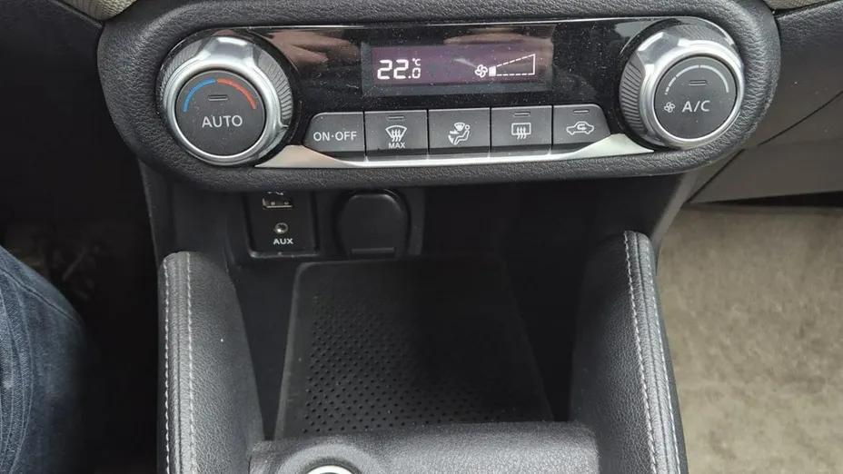 NISSAN Micra -