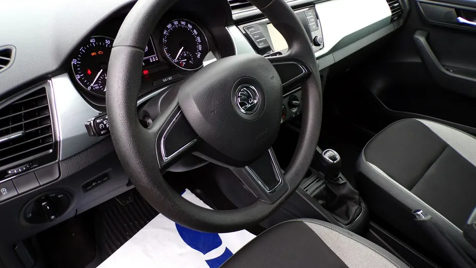 SKODA Fabia -