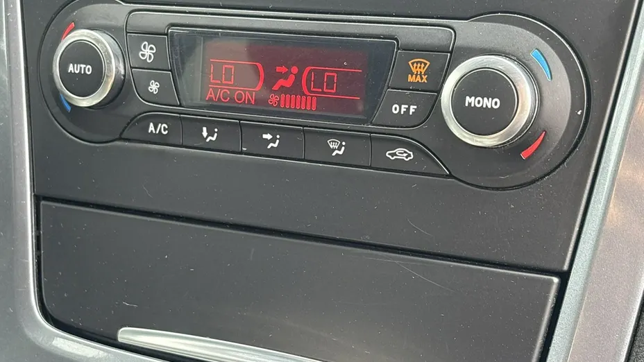 FORD Mondeo -