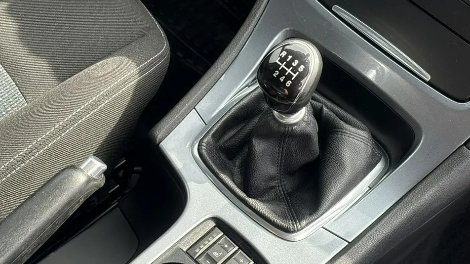 FORD Mondeo -