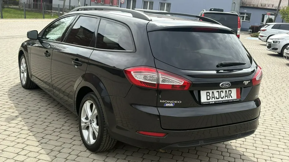 FORD Mondeo -