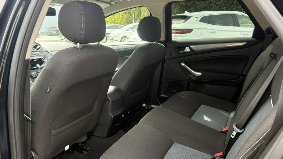 FORD Mondeo -