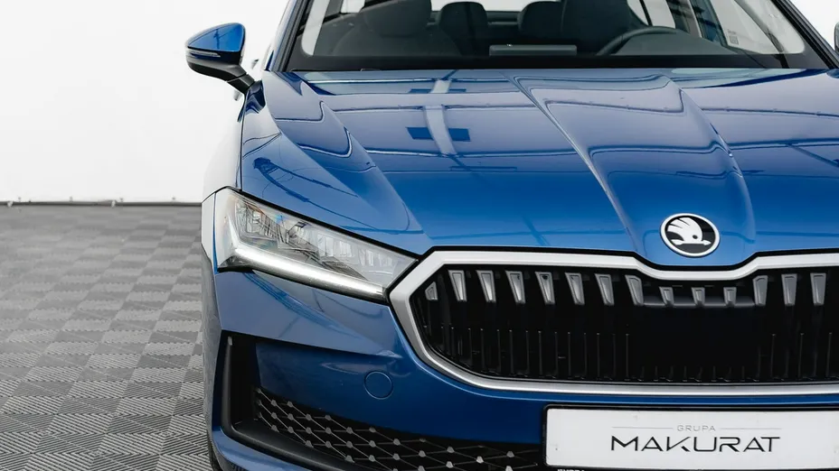 SKODA Superb -