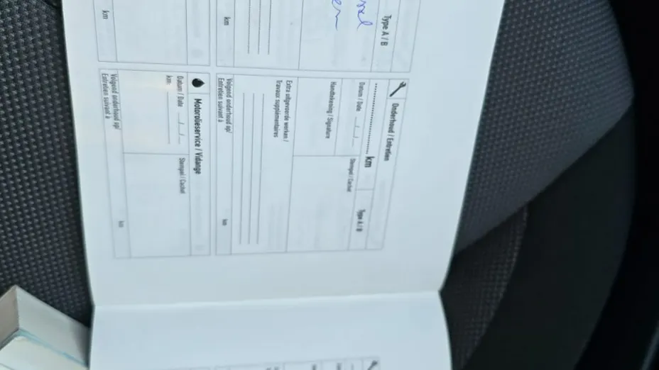 HYUNDAI i20 -