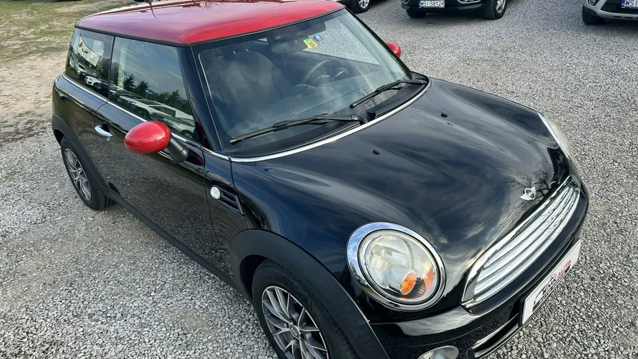 MINI Cooper -