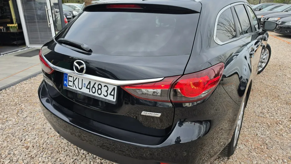 MAZDA 6 -