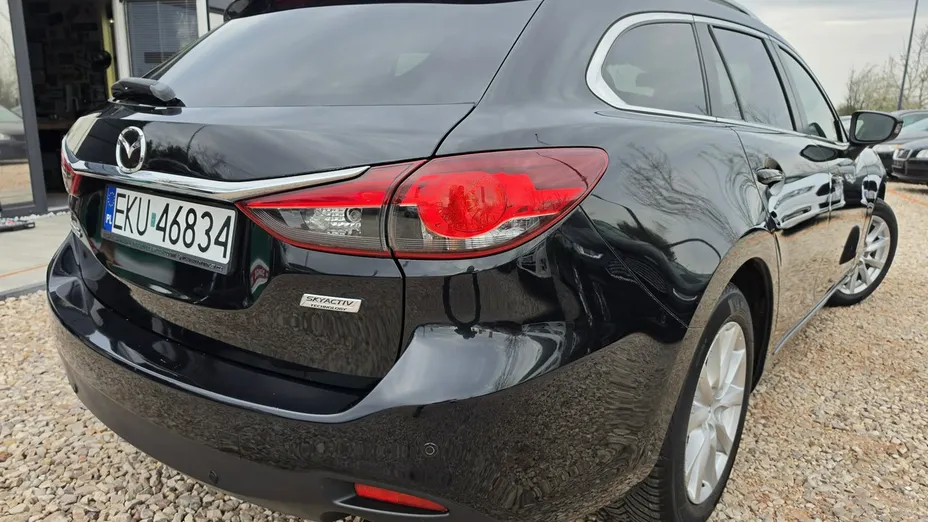 MAZDA 6 -
