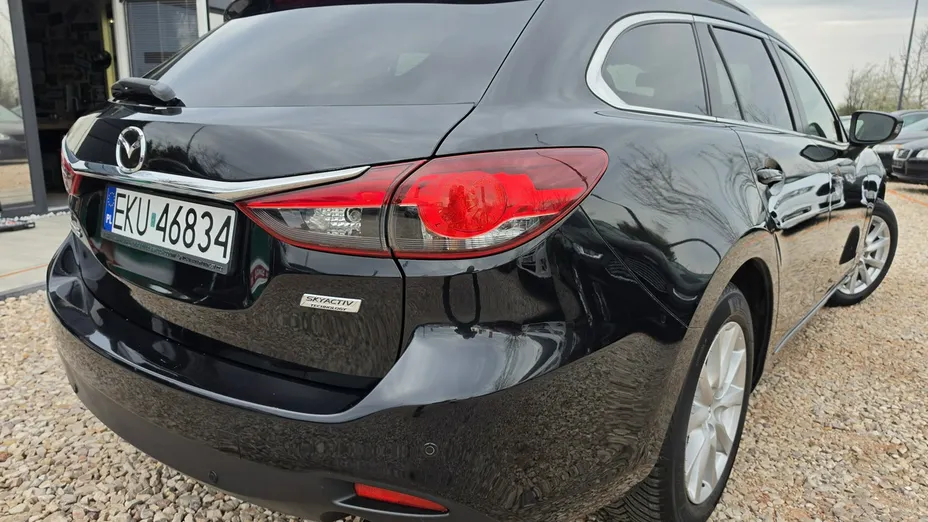 MAZDA 6 -