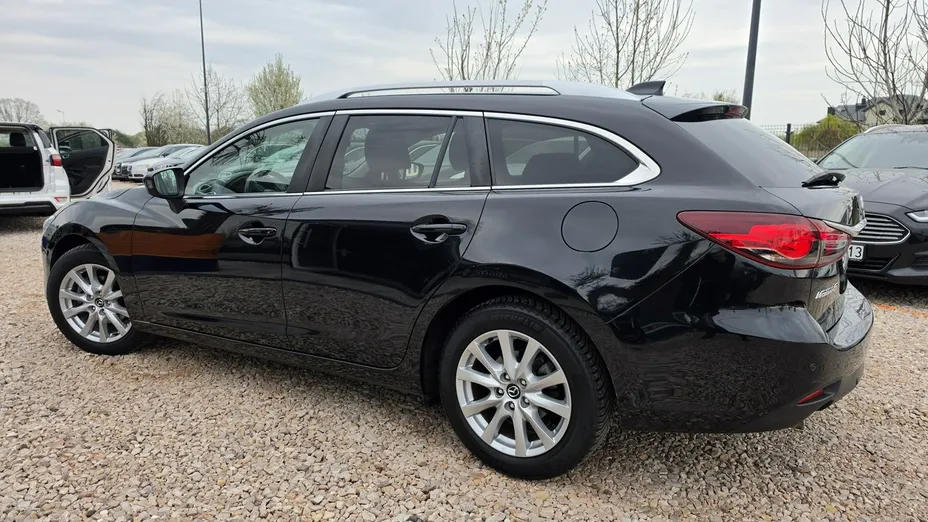 MAZDA 6 -