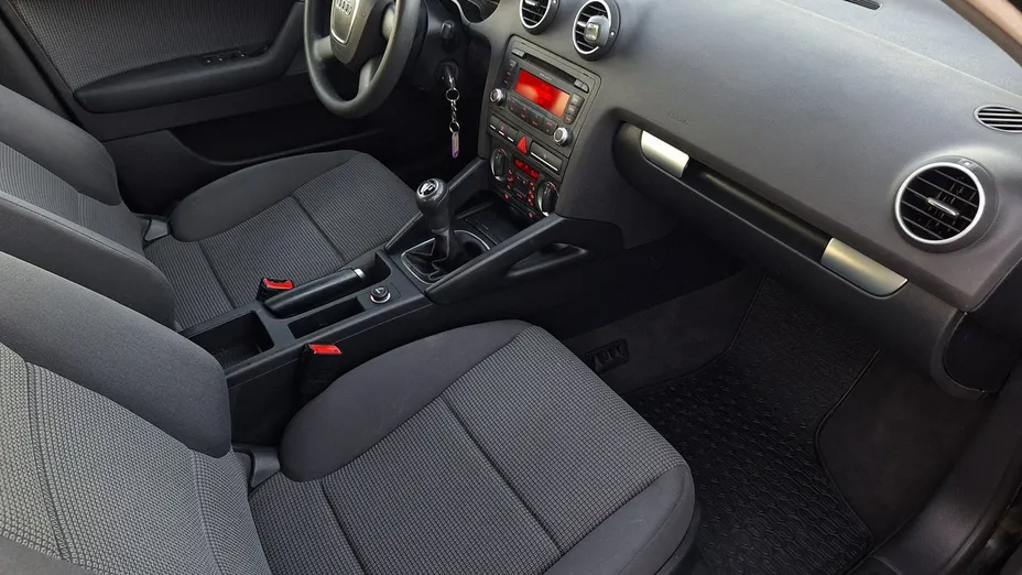 AUDI A3 -