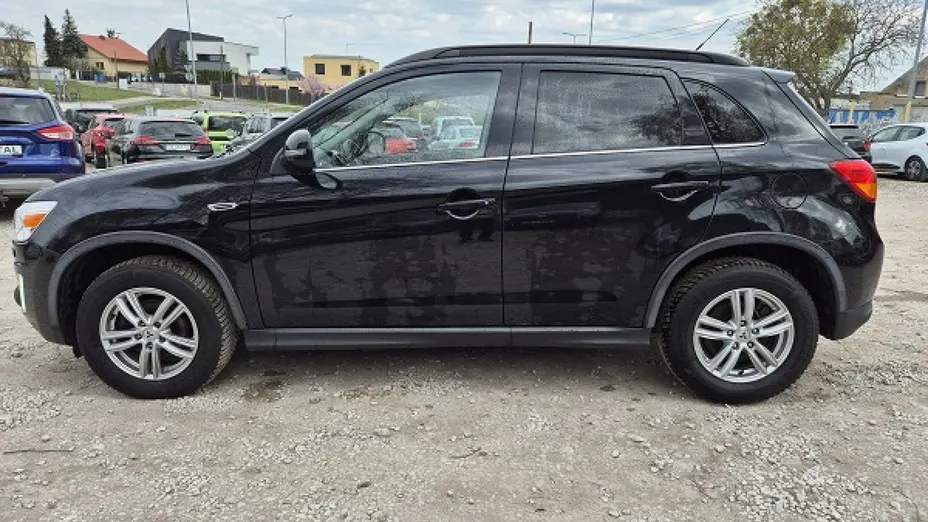 MITSUBISHI ASX -