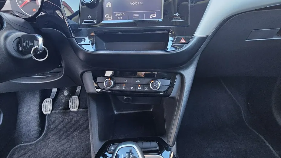 OPEL Corsa -