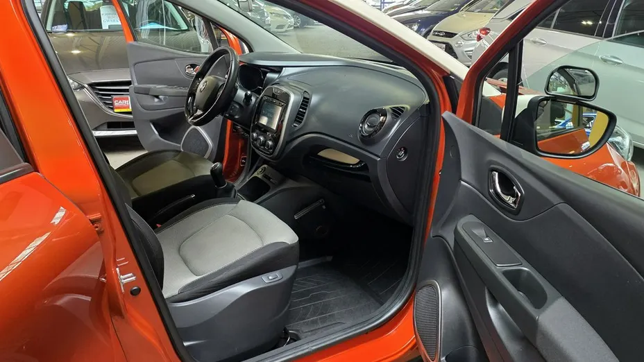 RENAULT Captur -