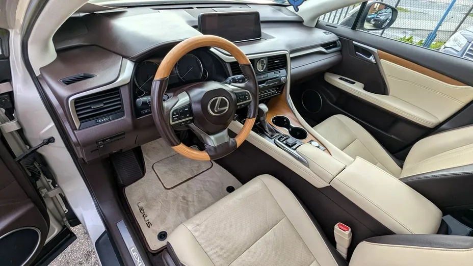 LEXUS RX -