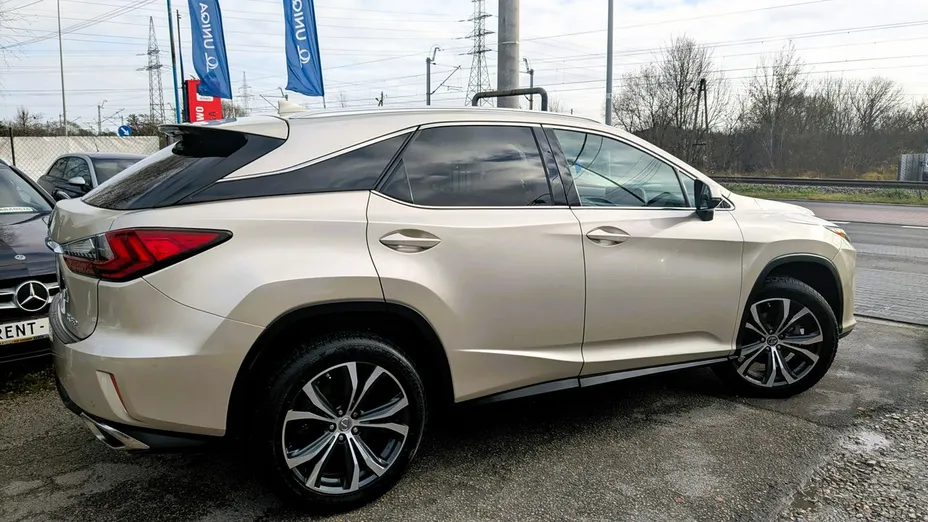 LEXUS RX -