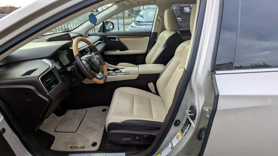 LEXUS RX -